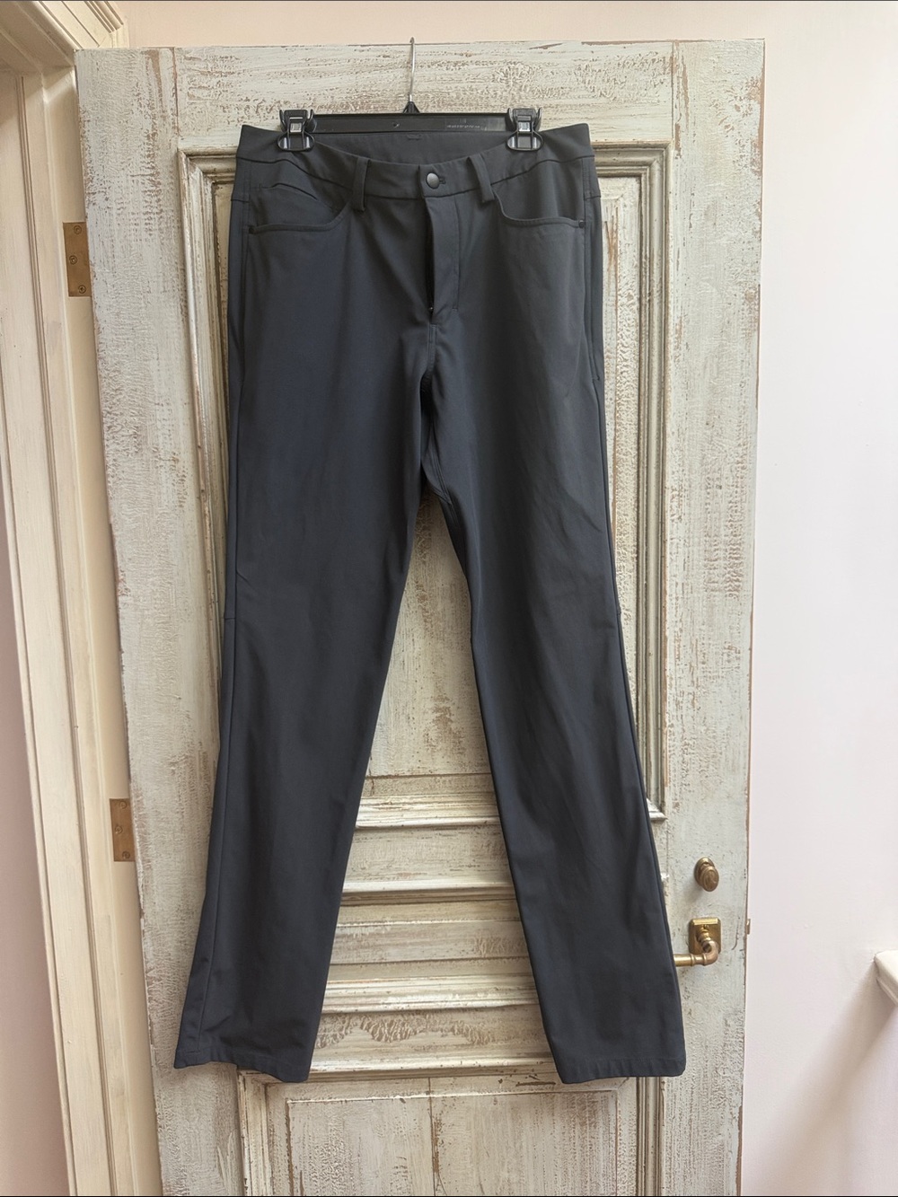 lululemon athletica Men's 32 Tall Charcoal Stretch Chinos